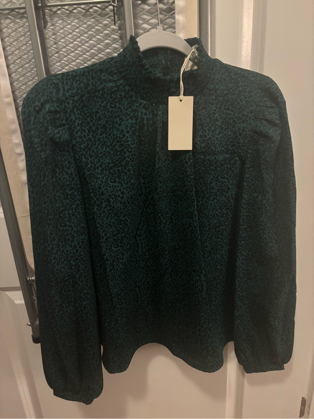 Women’s Smocked-Neck Leopard Print Blouse in Green